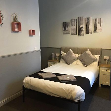 Queens Guesthouse Manchester Esterno foto