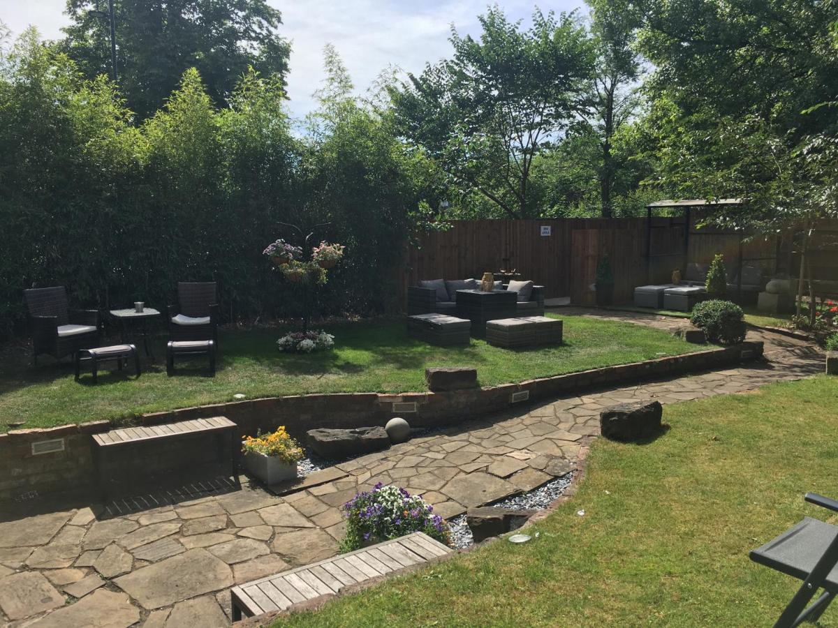 Queens Guesthouse Manchester Esterno foto
