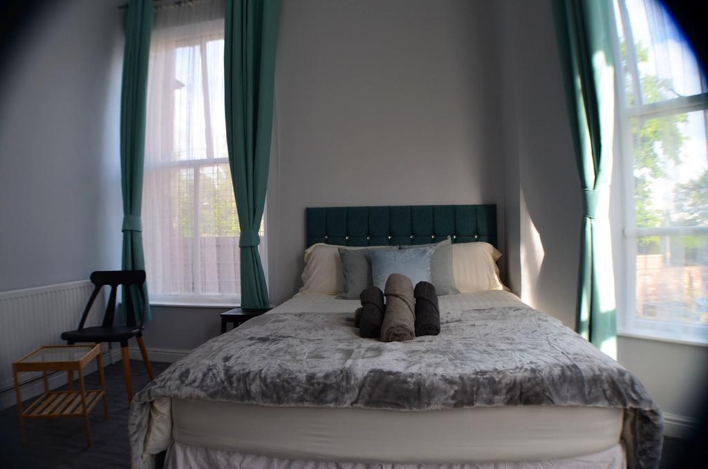 Queens Guesthouse Manchester Esterno foto